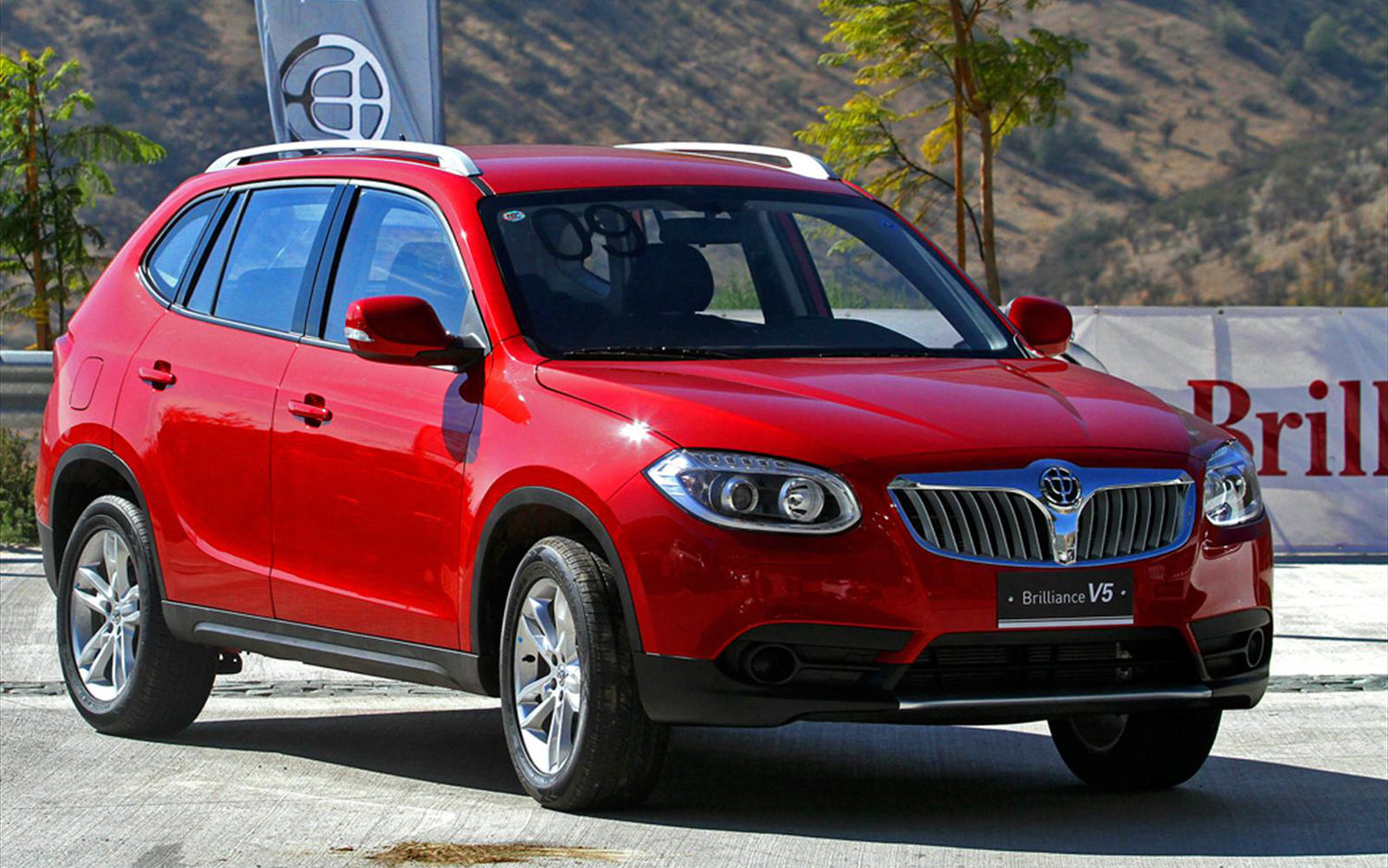 Brilliance V5 AT 2017 | SUV Drive